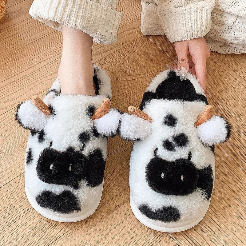 Nosso "Meadow-Moo" Plush Character Slippers