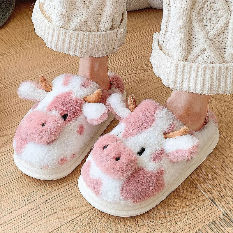 Nosso "Meadow-Moo" Plush Character Slippers