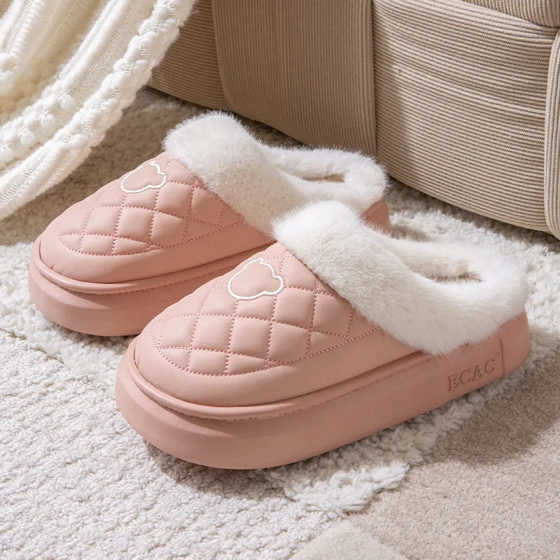 Nosso "Tundra-Edge" Waterproof Plush Slides